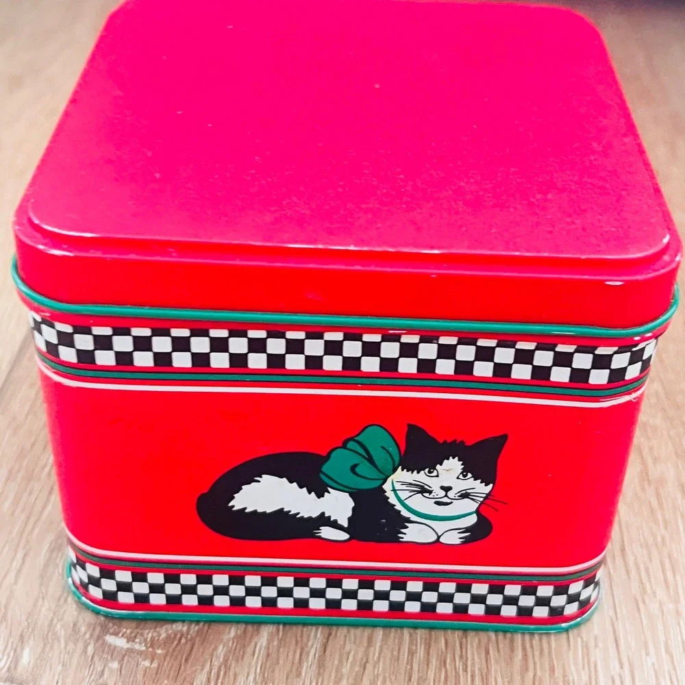 Vintage‎ Potpourri Press Meow Mates Tuxedo Cat Tin Red Checkered USA Kitten
